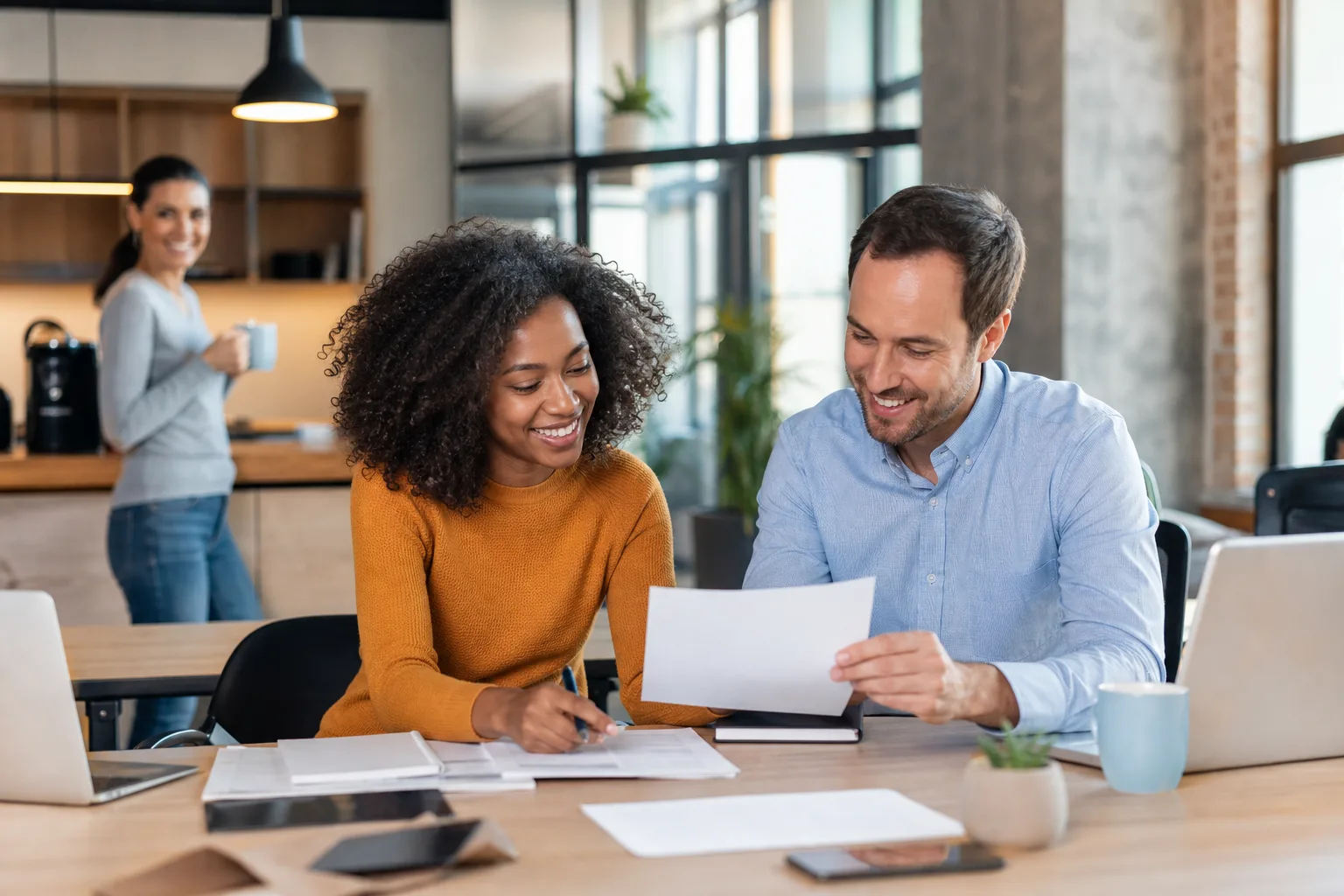 Employer Branding mit authentischen Mitarbeiterfotos